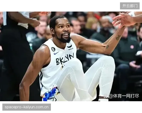 MVP与DPOY在西部决赛正面交锋，两位超级巨星的对位将决定系列赛走向。